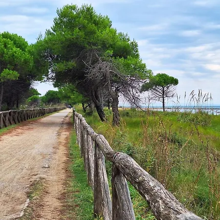 Brand New With Private Fenced Garden Villa