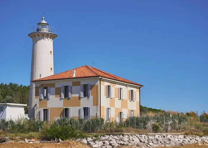 Brand New With Private Fenced Garden Villa *